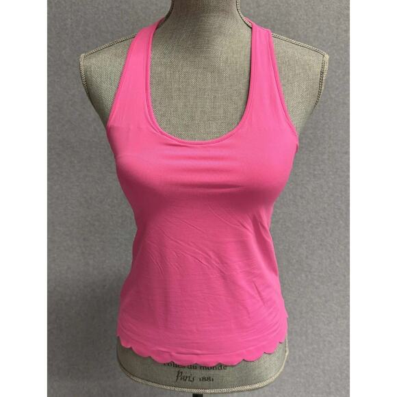Lilly Pulitzer Tops - Lilly Pulitzer Luxletic Racerback Tank Top Size Pink Scallop Hem Woman’s Size XS